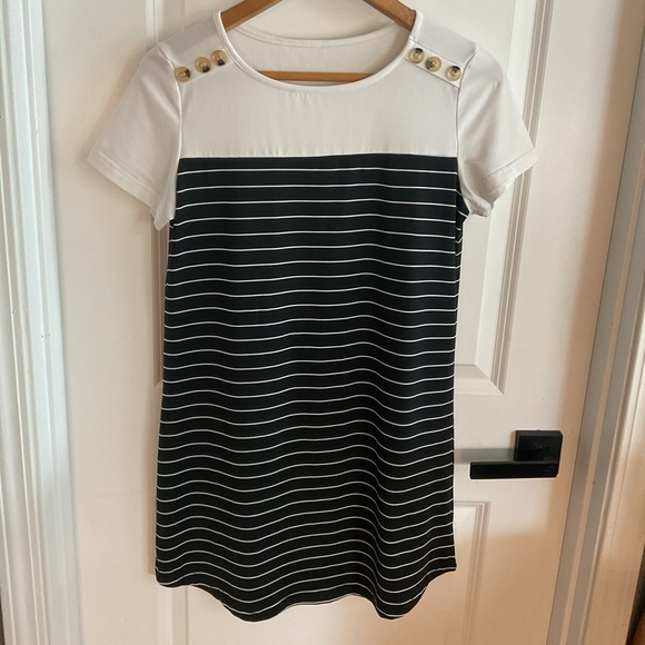 SHEIN - Short Sleeve Pullover Over Dress - Black & Cream - Ladies Size Small - Picture 1 of 9